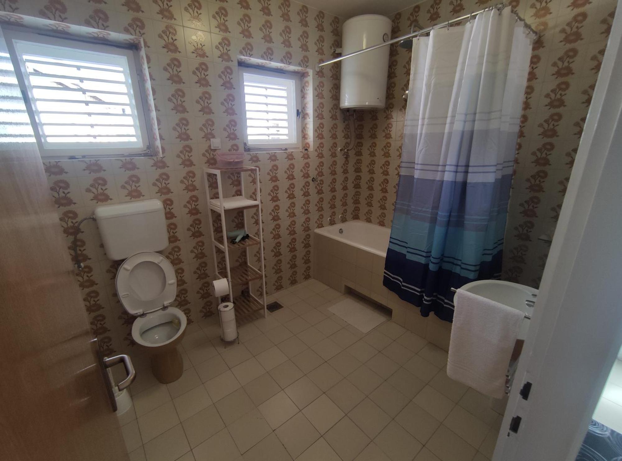 Apartment Landeka Примоштен Екстер'єр фото