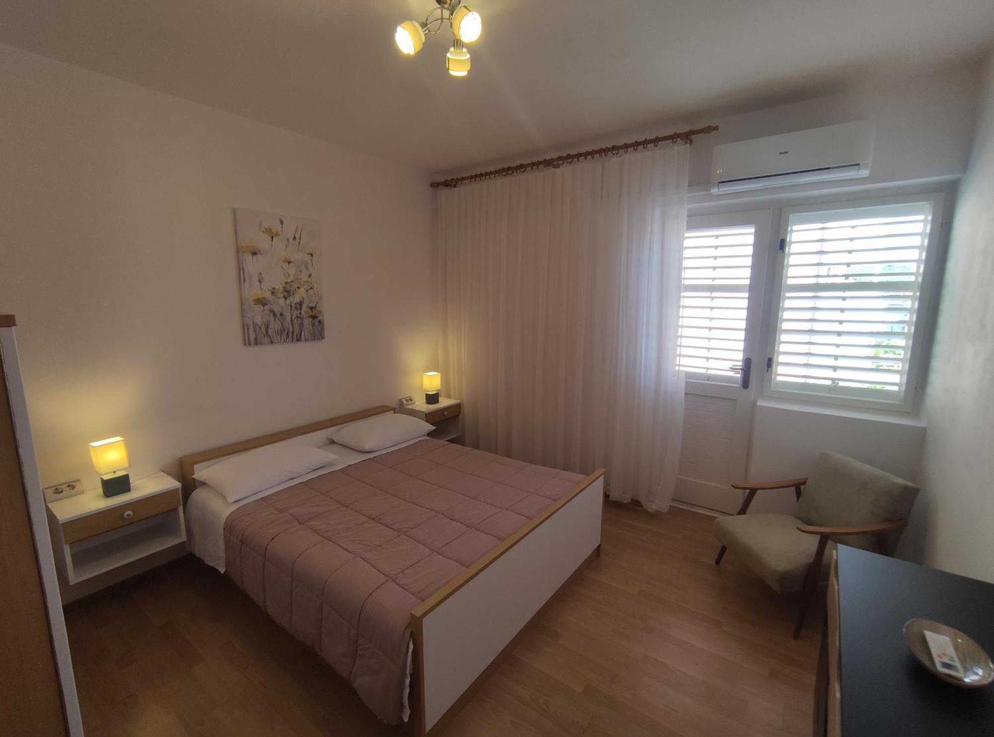 Apartment Landeka Примоштен Екстер'єр фото